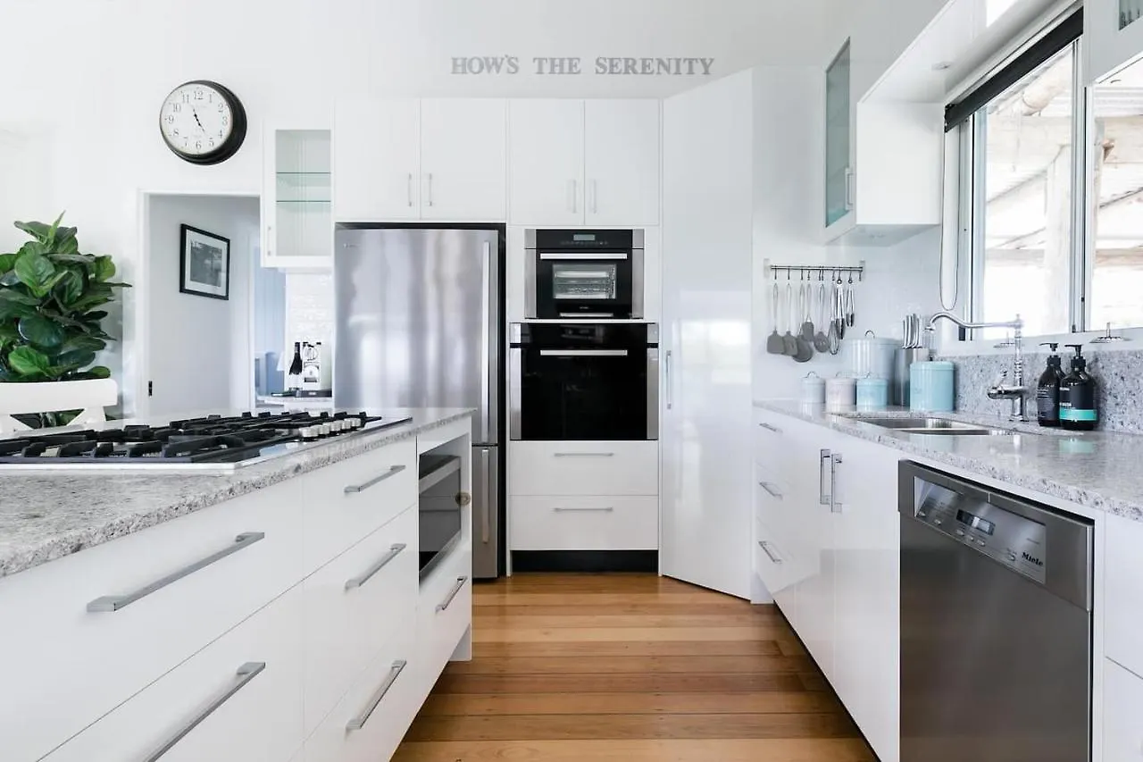 Thirlestane Farm Cottage & Barn Cooroy